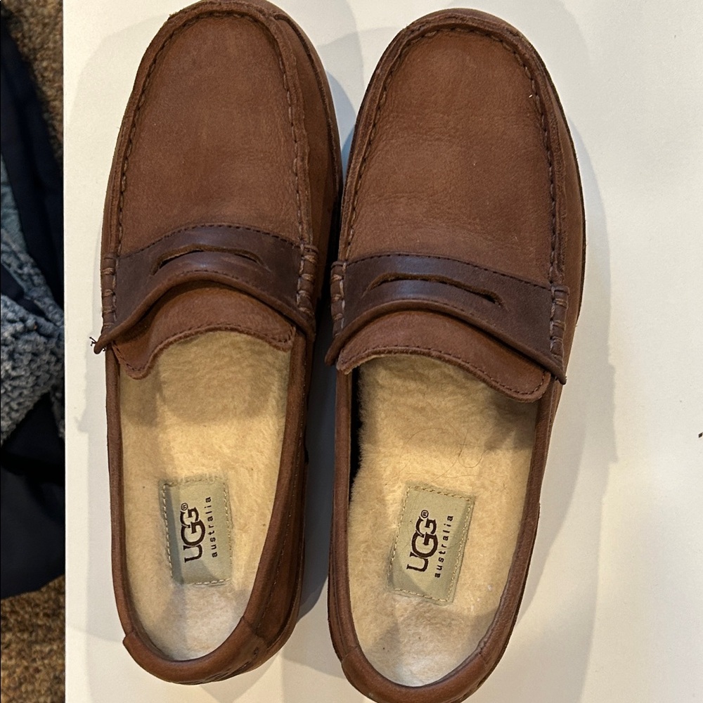 UGG unisex Chestnut Slip-On Loafers